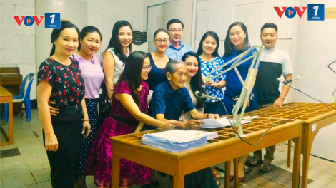 NSƯT Trần Phương “giọng đọc vàng” trên sóng phát thanh (24/11/2024)