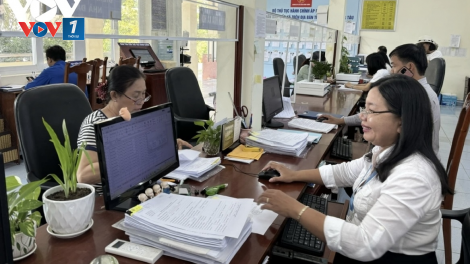 Vì một nền hành chính chuyên nghiệp và phục vụ. (21/11/2024)