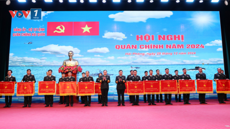 Quân chủng Hải quân nâng cao sẵn sàng chiến đấu, bảo vệ vững chắc chủ quyền biển đảo (28/12/2024)
