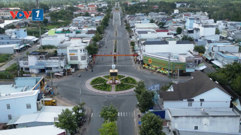 Giao thông mở đường cho huyện nghèo ở Hậu Giang phát triển (07/12/2024)