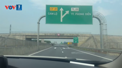 Trải nghiệm của bác tài trên cao tốc Cam Lộ - La Sơn (19/02/2024)