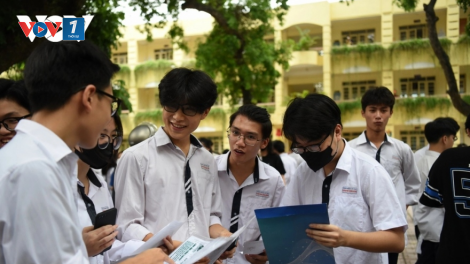 Đề thi tốt nghiệp THPT từ năm 2025: Nhiều điểm mới, nhiều băn khoăn (22/03/2024)