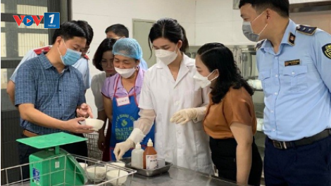 Chủ động kiểm tra có trọng tâm, trọng điểm trong lĩnh vực an toàn thực phẩm (19/04/2024)