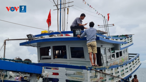 Loạt bài: Gỡ thẻ vàng EC – Những nút thắt cần gỡ<br> Bài 2: Sẽ thua bởi lý do: “vì miếng cơm, manh áo”