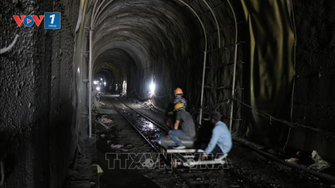 THỜI SỰ 12H TRƯA 14/4/2024: Lượng lớn đất đá tiếp tục sạt lở xuống hầm đèo Cả, chưa xác định thời gian thông tuyến