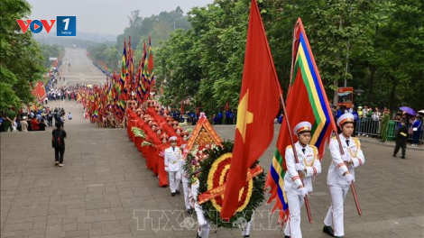 THỜI SỰ 18H CHIỀU 18/4/2024: Long trọng tổ chức Lễ dâng hương tưởng niệm các Vua Hùng ở Điện Kính Thiên, thuộc Khu Di tích lịch sử Quốc gia đặc biệt Đền Hùng, tỉnh Phú Thọ.