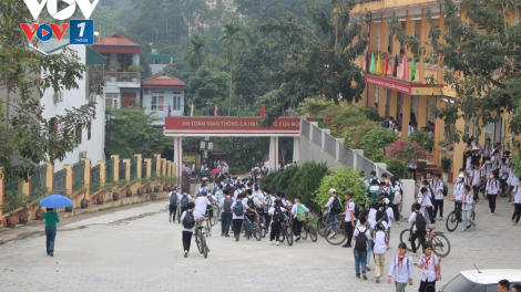 Yên Bái  xây dựng mô hình "Tổ tự quản về giao thông trật tự tại cổng trường học" (12/04/2024)