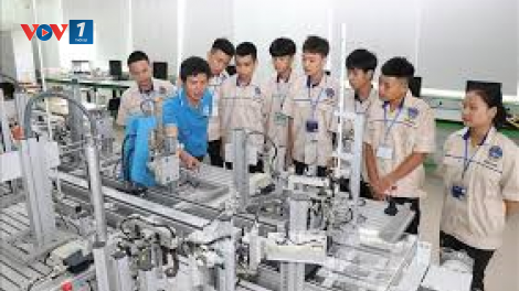Tăng cường đào tạo nghề gắn với doanh nghiệp và thị trường lao động (07/05/2024)