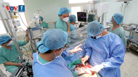 THỜI SỰ 6H SÁNG 20/5/2024: Lần đầu tiên các bác sỹ Việt Nam thực hiện ca ghép tim thành công cho người từng cấy tim nhân tạo