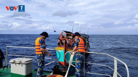 Lữ đoàn 955 cùng ngư dân vươn khơi bám biển (22+23/05/2024)