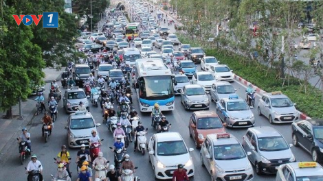 Kế hoạch thu phí ô tô cá nhân vào nội đô ở Hà Nội và TPHCM - Những vấn đề đặt ra (16/6/2024)