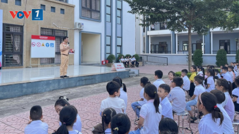 Ngăn ngừa vi phạm và tai nạn giao thông trong lứa tuổi học sinh dịp hè (26/7/2024)