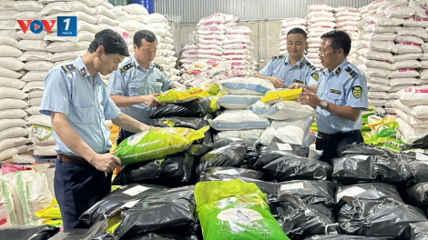 Tăng cường kiểm tra, ngăn chặn sản phẩm gạo giả nhãn hiệu nổi tiếng (05/07/2024)