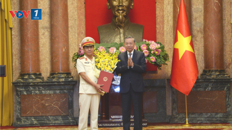 THỜI SỰ 12H TRƯA 16/9/2024: Tổng bí thư, Chủ tịch nước Tô Lâm trao quyết định bổ nhiệm Phó Viện trưởng, Viện Kiểm sát nhân dân tối cao.