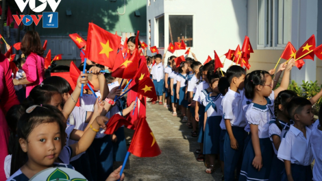 Năm học mới 2024-2025: Đảm bảo quyền đi học cho học sinh (06/09/2024)