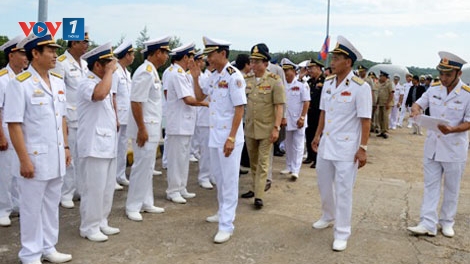 Vùng 5 Hải quân, chỗ dựa vững chắc cho ngư dân vùng biển Tây Nam. (28/3/2016)