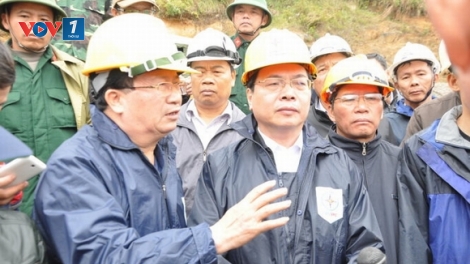 Thời sự trưa ngày 21/12/2014: Cơ quan chức năng đang khẩn trương điều tra nguyên nhân sự cố sập hầm thủy điện Đạ Dâng-Đạ Chomo, Lâm Đồng