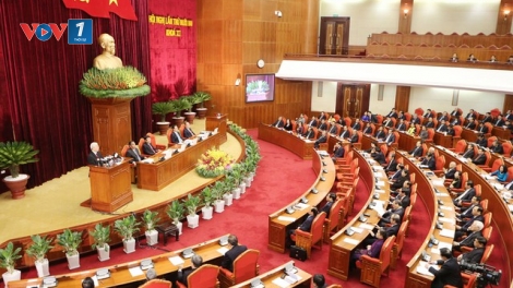 Hội nghị lần thứ 2 Ban Chấp hành Trung ương Đảng khóa 12 khai mạc sáng nay tại Hà Nội, thảo luận nhiều nội dung quan trọng, trong đó có việc giới thiệu nhân sự lãnh đạo cấp cao của các cơ quan nhà nước. (Thời sự chiều 10/3/2016)