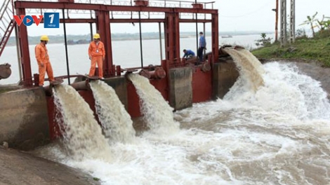 Đảm bảo điện cho phát triển kinh tế và đời sống gắn với đảm bảo nguồn nước phục vụ sản xuất nông nghiệp vùng hạ du (14/02/2016)
