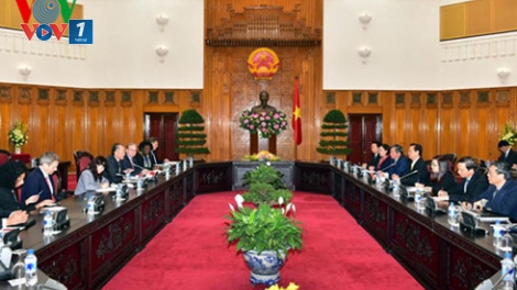 Tiếp Chủ tịch Ngân hàng Thế giới Jim Yong Kim, Tổng Bí thư Nguyễn Phú Trọng và Thủ tướng Nguyễn Tấn Dũng mong muốn Việt Nam tiếp tục nhận được sự hợp tác, đồng hành của Ngân hàng thế giới trong thực hiện thành công các mục tiêu phát triển của mình. (Thời sự chiều 23/02/2016)