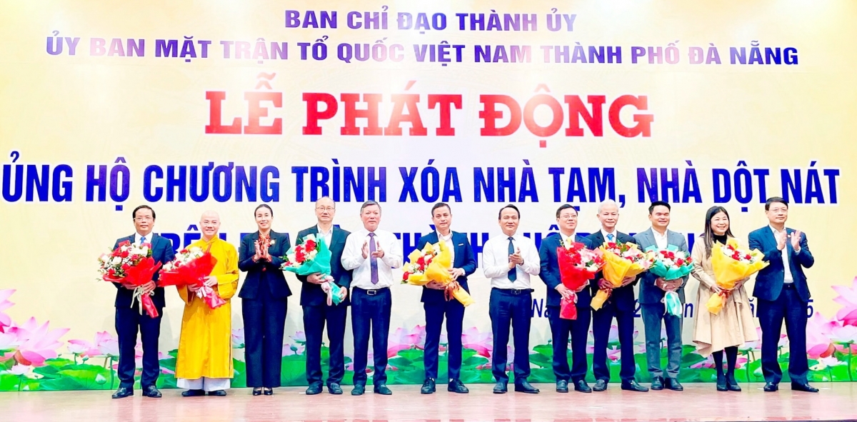 Chung tay ủng hộ xóa nhà tạm, nhà dột nát trên địa bàn thành phố Đà Nẵng