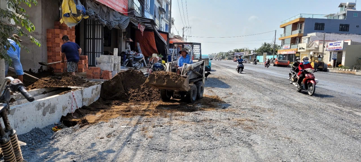 Sau Tết anh em công nhân lao động khẩn trương