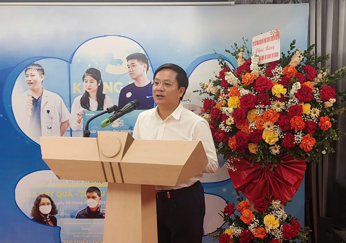 Nhà báo Hồ Minh Chiến phát biểu khai mạc