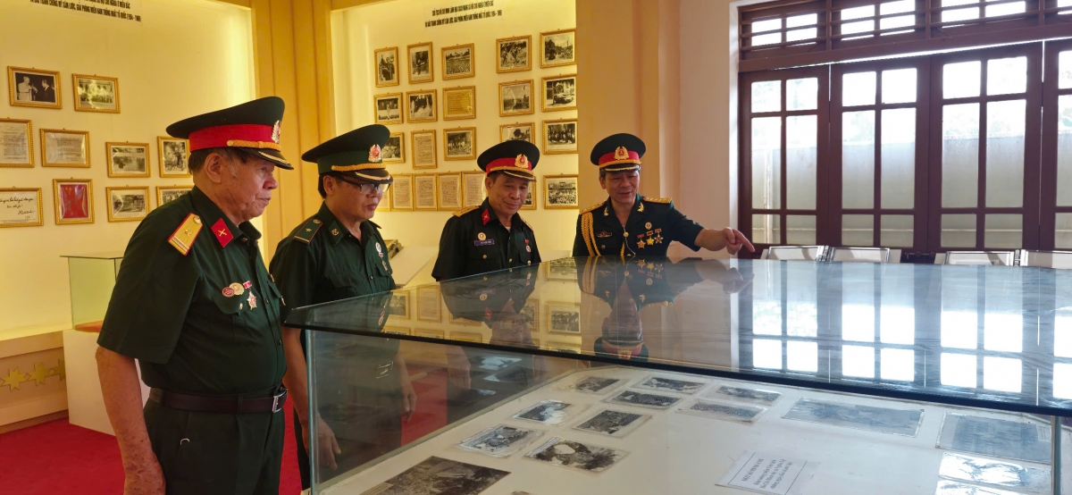 Với các cựu chiến binh, khu tưởng niệm là nơi linh thiêng để trở về.