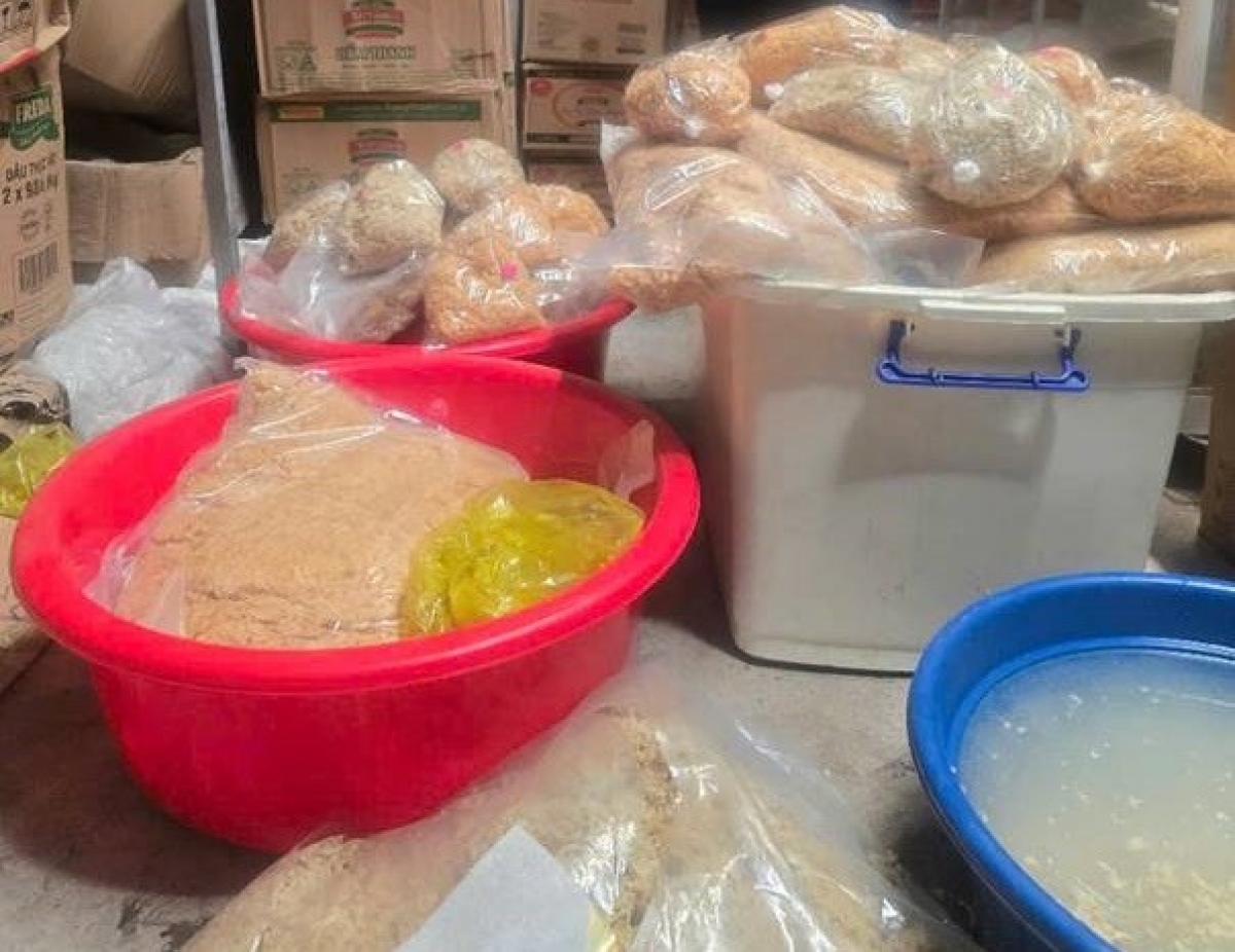 Quản lý thị trường tỉnh Ninh Bình: phát hiện 1 tạ ruốc gà không rõ nguồn gốc