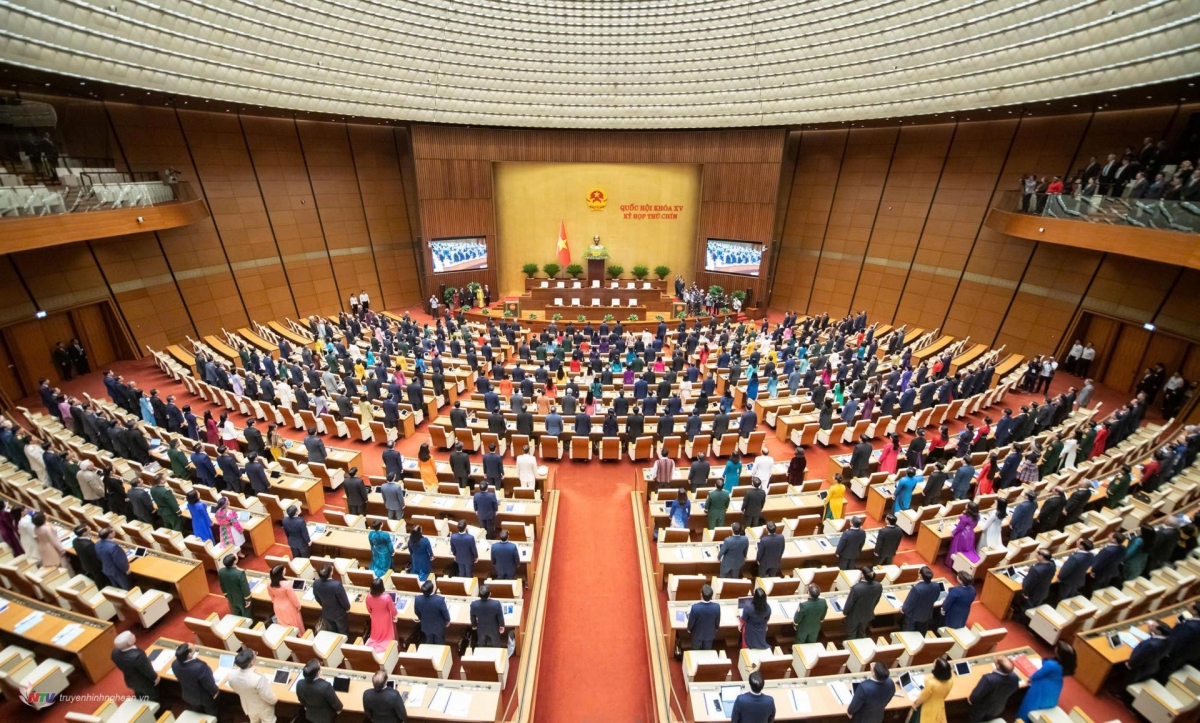 Quốc hội làm việc tại Hội trường nghe Tờ trình dự thảo Nghị quyết của Quốc hội sửa đổi, bổ sung một số điều của Hiến pháp năm 2013.