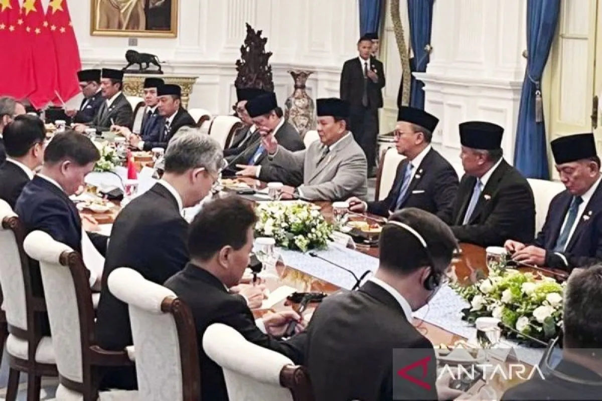 Tổng thống Prabowo Subianto tại cuộc gặp song phương với Thủ tướng Trung Quốc Lý Cường ở Jakarta (Antara)