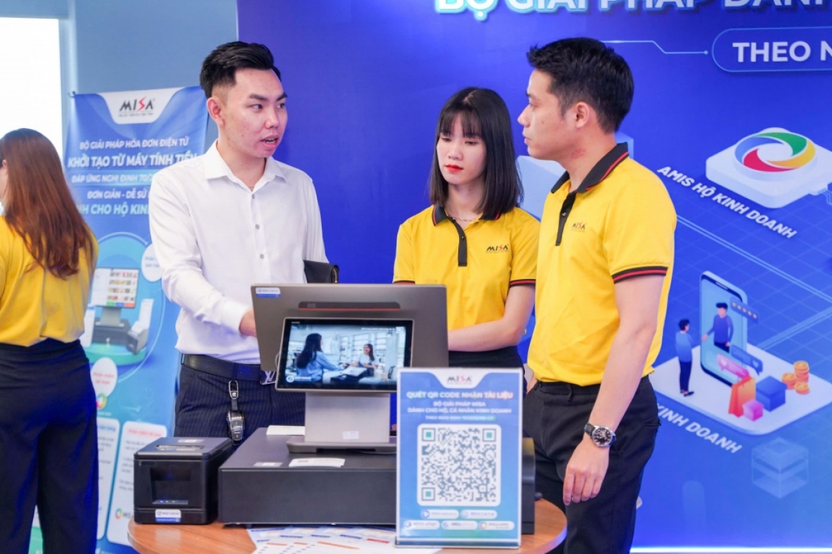 Các nhà cung cấp dịch vụ sẵn sàng hỗ trợ các hộ, cá nhân kinh doanh cài đặt phần mềm hóa đơn điện tử khởi tạo từ máy tính tiền kết nôi dữ liệu với cơ quan thuế