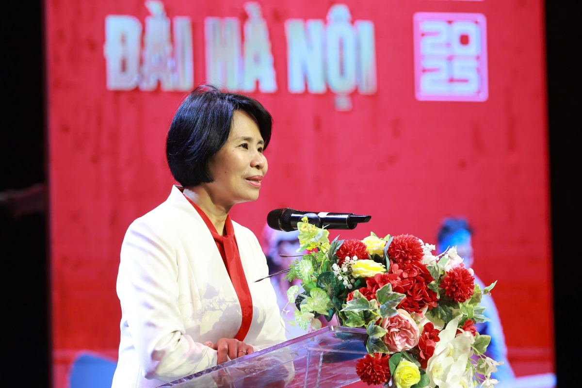 Bà Lê Thị Hoàng Yến - Phó Cục trưởng Cục Thể dục Thể thao Việt Nam - phát biểu tại buổi họp báo