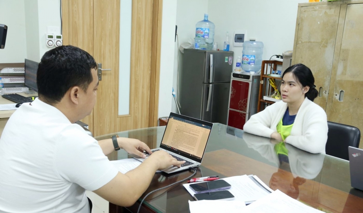 Đối tượng Phạm Trần Phương Anh tại cơ quan Công an. (Ảnh: Cổng thông tin điện tử Bắc Ninh)