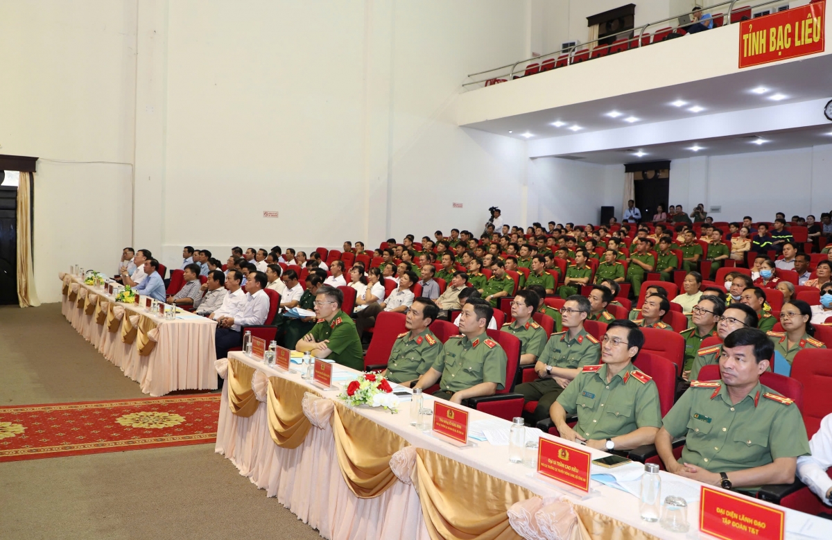 Các đại biểu tham dự Lễ