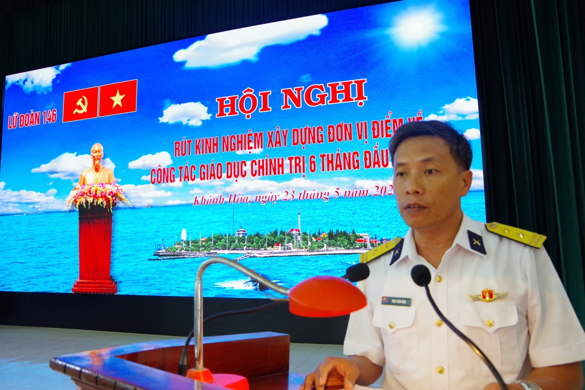Đại biểu phát biểu ý kiến tại hội nghị