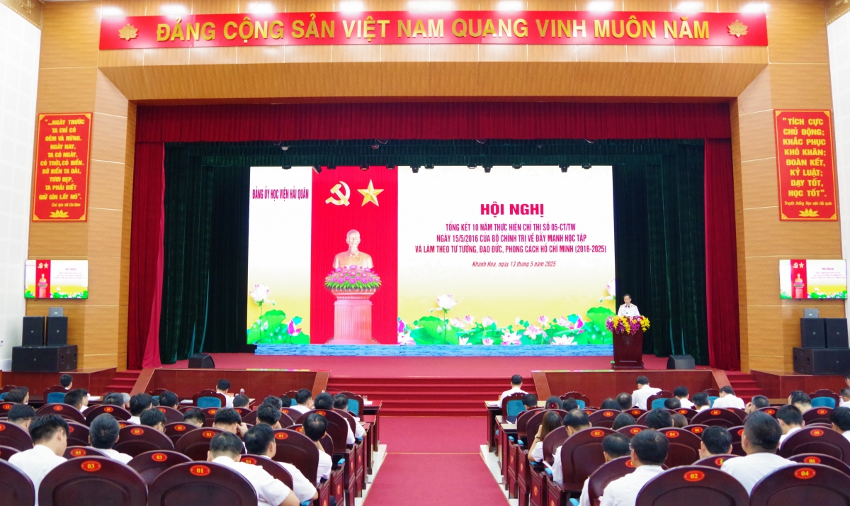 Quang cảnh hội nghị.