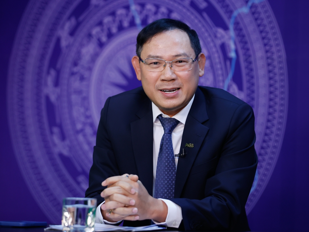 Ông Từ Tiến Phát, Tổng Giám đốc Ngân hàng ACB