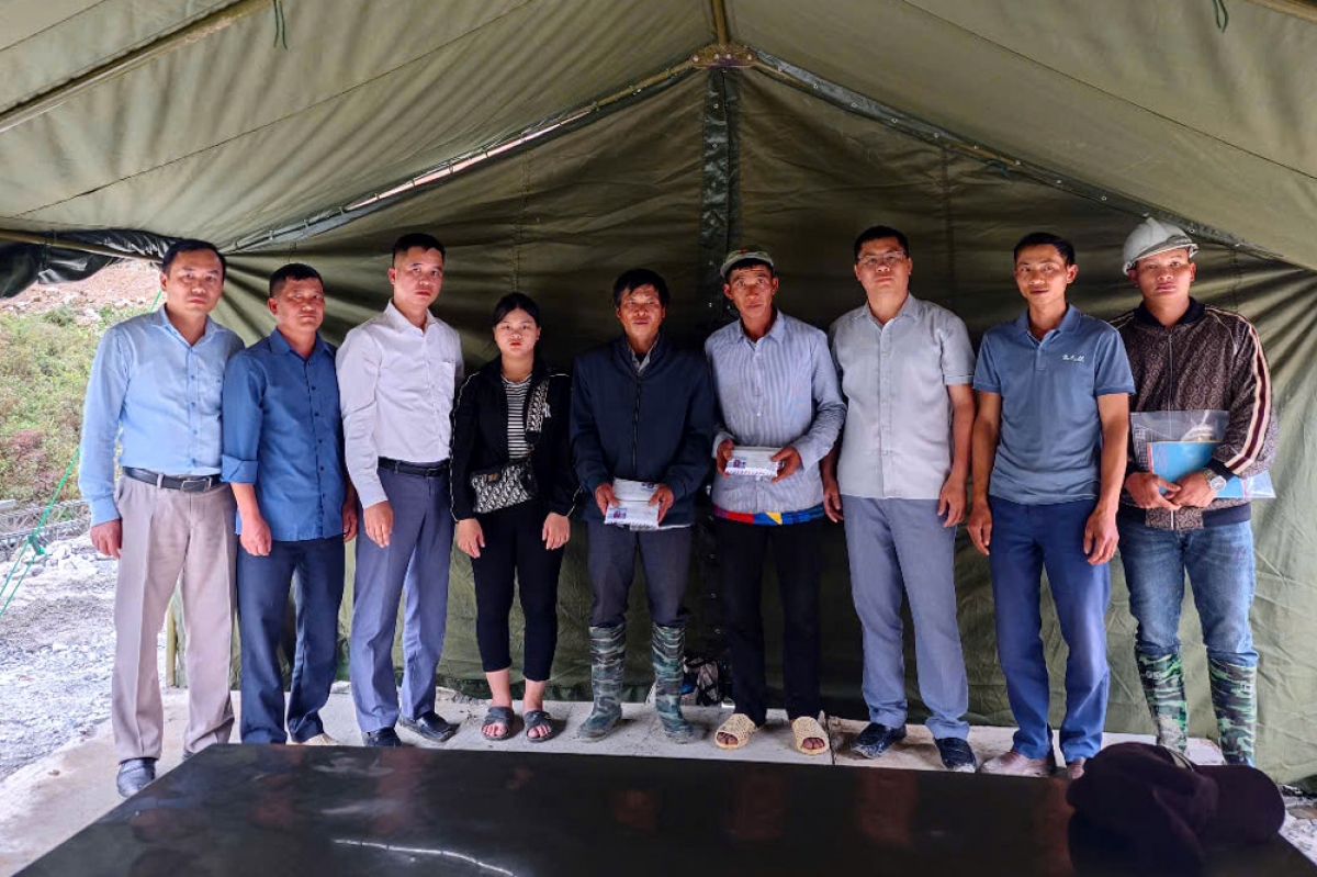 Đến nay thân nhân người tử nạn và người bị thương được nhận khoản tiền hỗ trợ gần 1,1 tỷ đồng