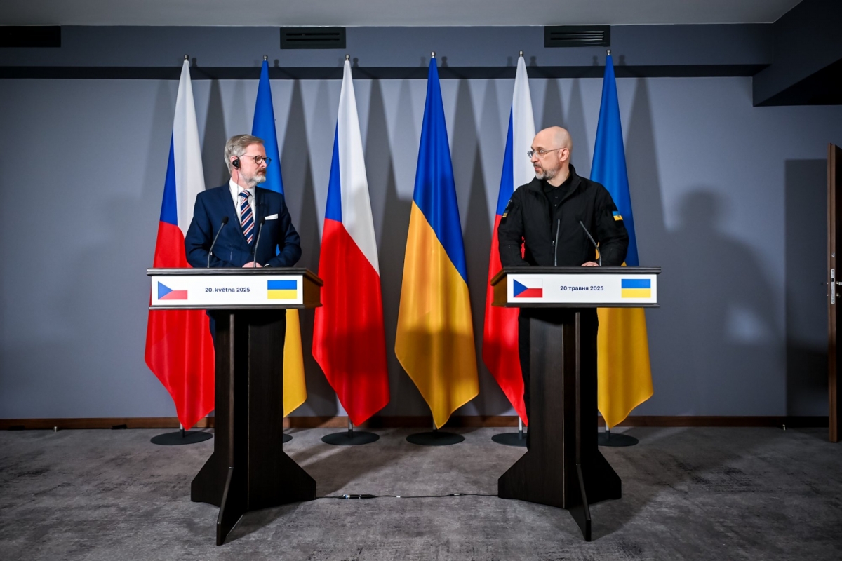 Thủ tướng Czech Petr Fiala (trái) và Thủ tướng Ukraine Shmyhal ngày 20.05.25(Ảnh-ods.cz)