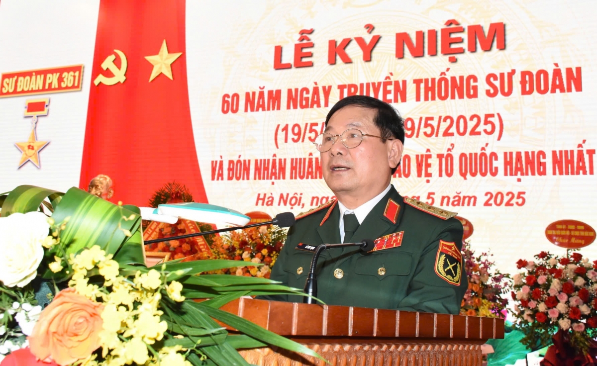 Thượng tướng Lê Huy Vịnh phát biểu