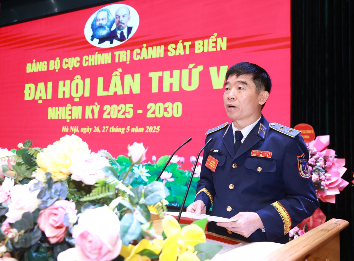 Trung tướng Bùi Quốc Oai, Bí thư Đảng ủy, Chính ủy Cảnh sát biển Việt Nam phát biểu chỉ đạo Đại hội