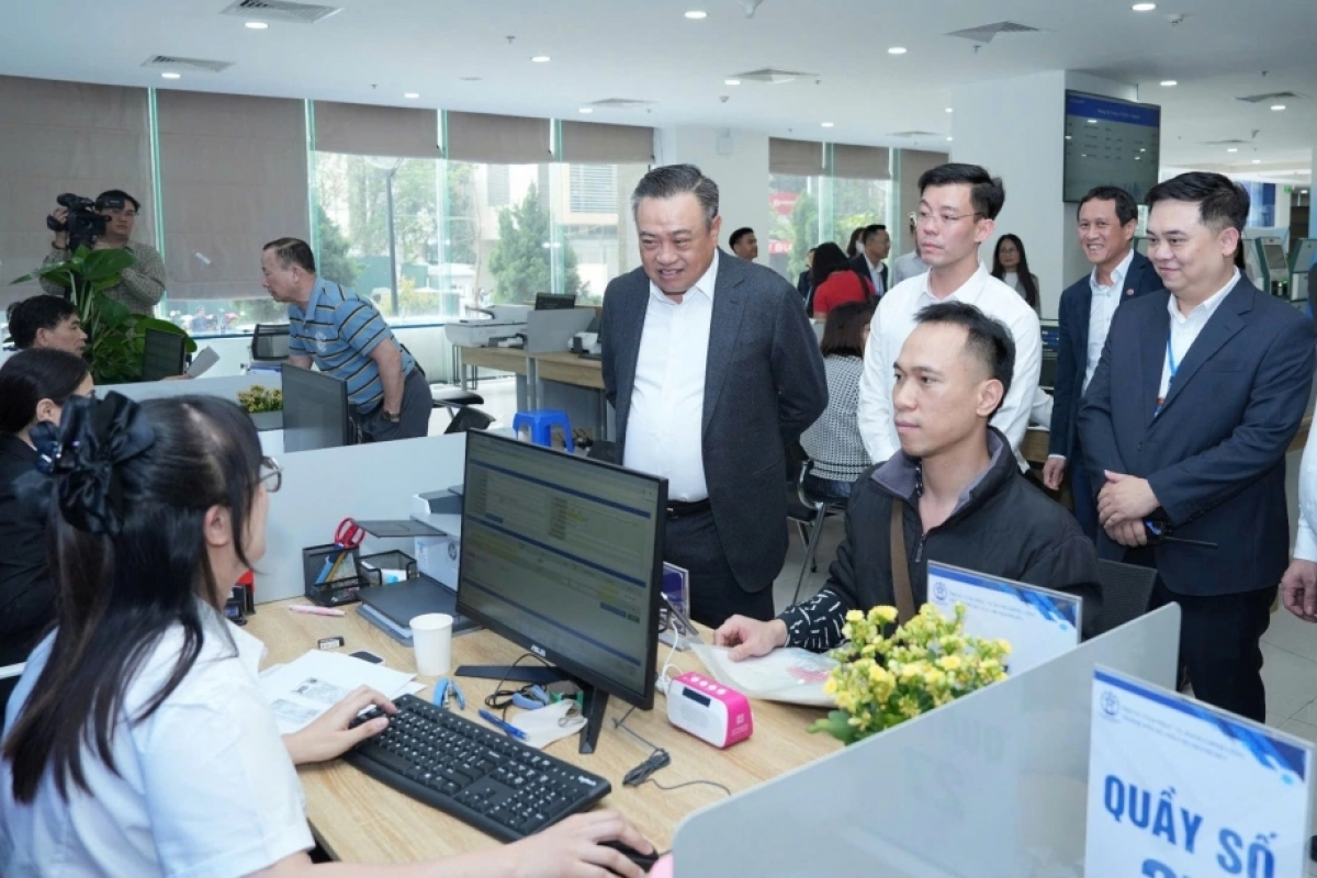 Hà Nội đặt mục tiêu số hóa toàn bộ hồ sơ, thủ tục trong năm nay.