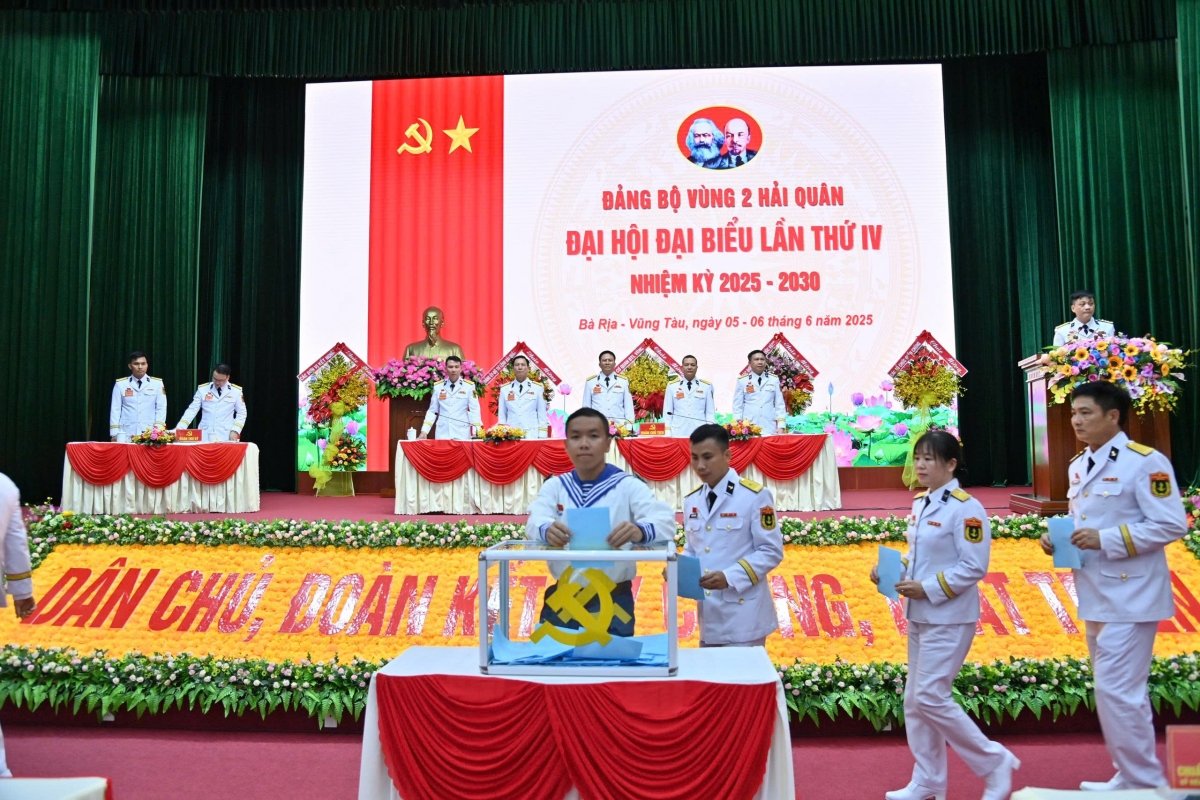  Đại hội tiến hành bầu Ban chấp hành Đảng bộ Vùng nhiệm kỳ 2025 - 2030