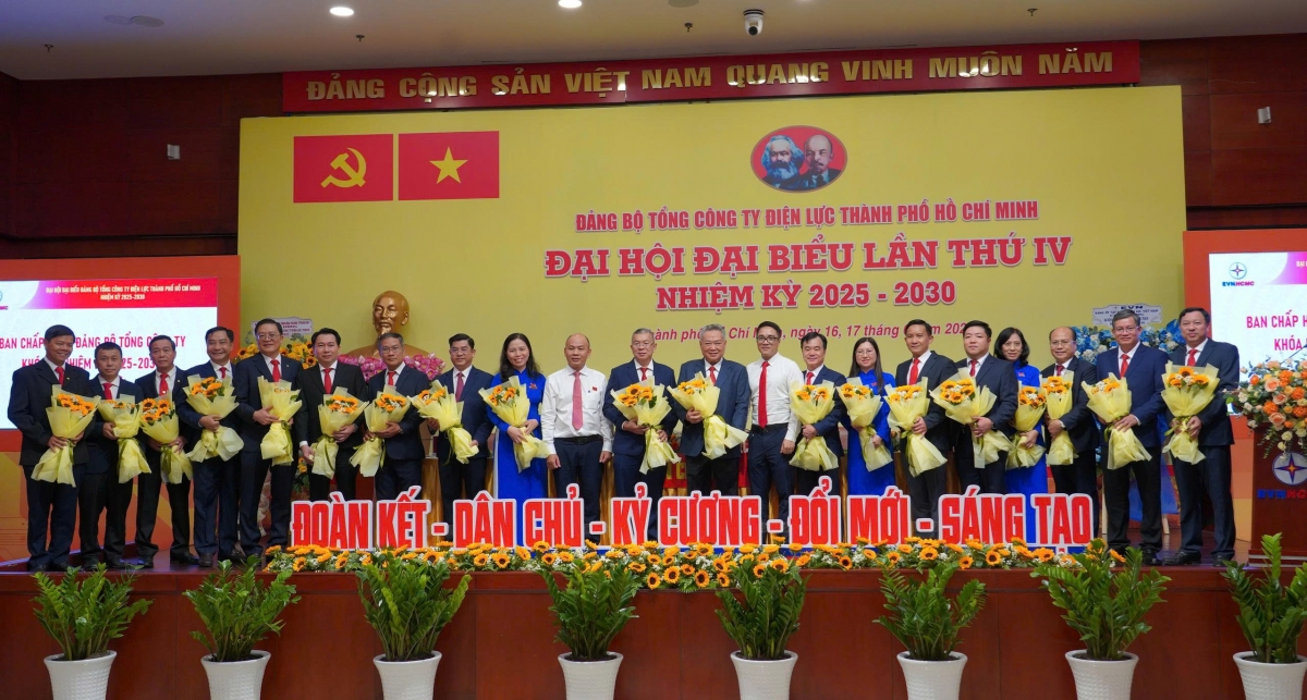Ban chấp hành Đảng bộ Tổng công ty Điện lực TP.HCM (EVNHCMC) nhiệm kỳ 2025-2030