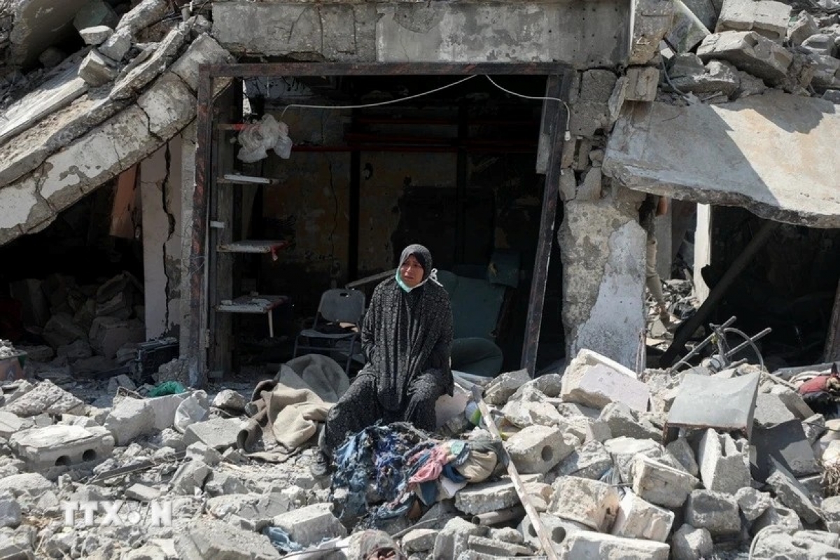 Cảnh tàn phá sau cuộc không kích của Israel tại Gaza. (Ảnh: THX/TTXVN)