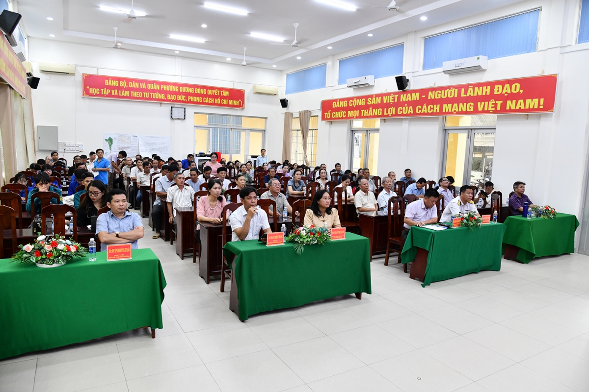 Các đại biểu tham dự hội nghị
