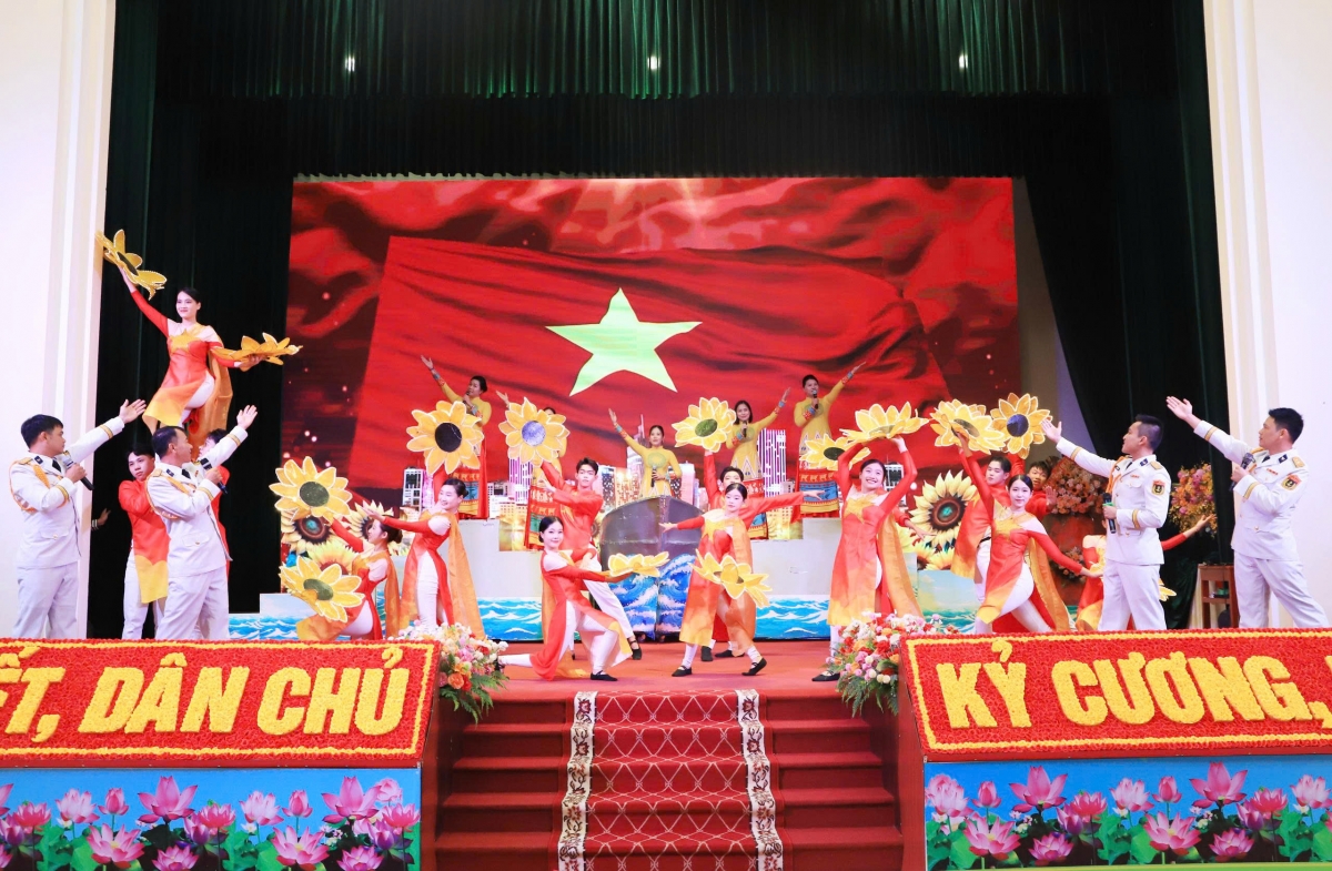 Một tiết mục văn nghệ chào mừng Đại hội