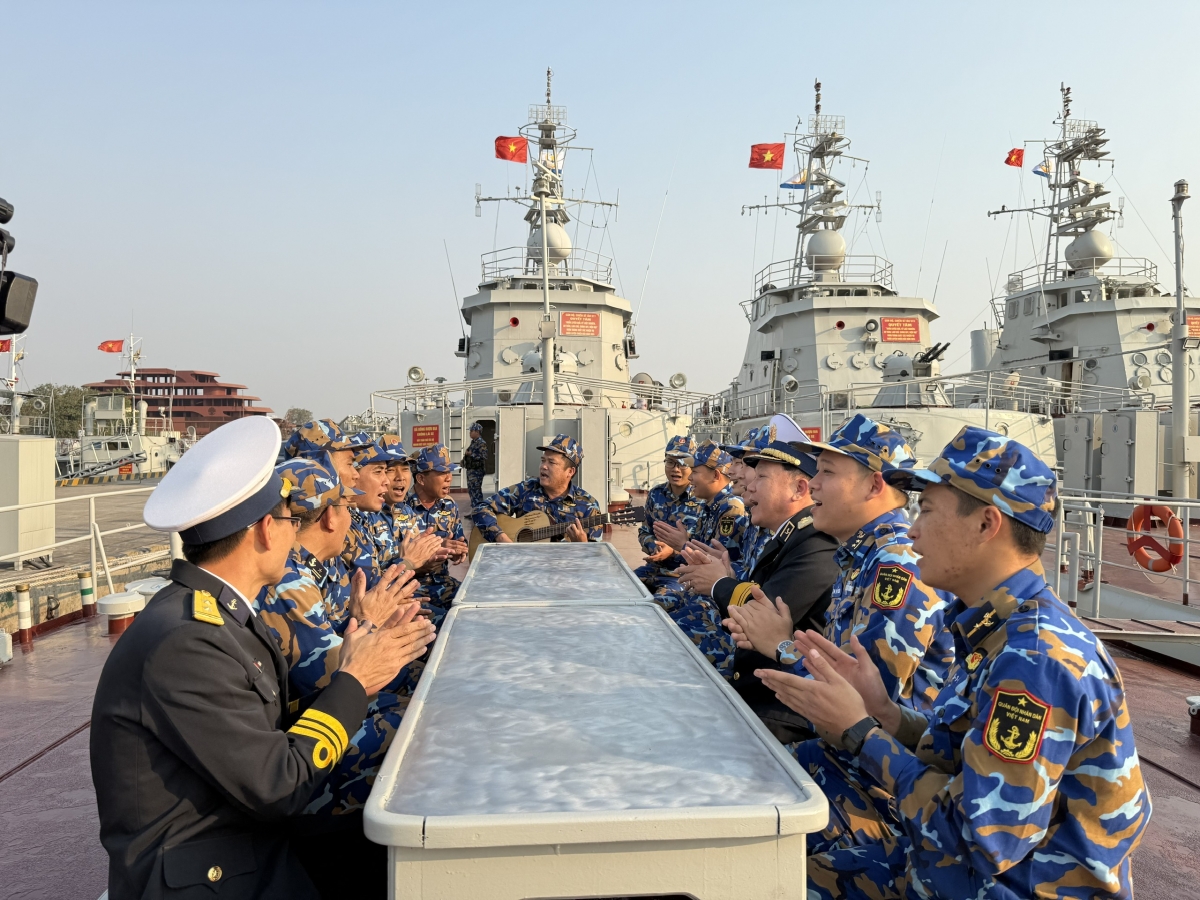 Chăm lo đời sống tinh thần cho CBCS được Vùng 1 Hải quân luôn quan tâm