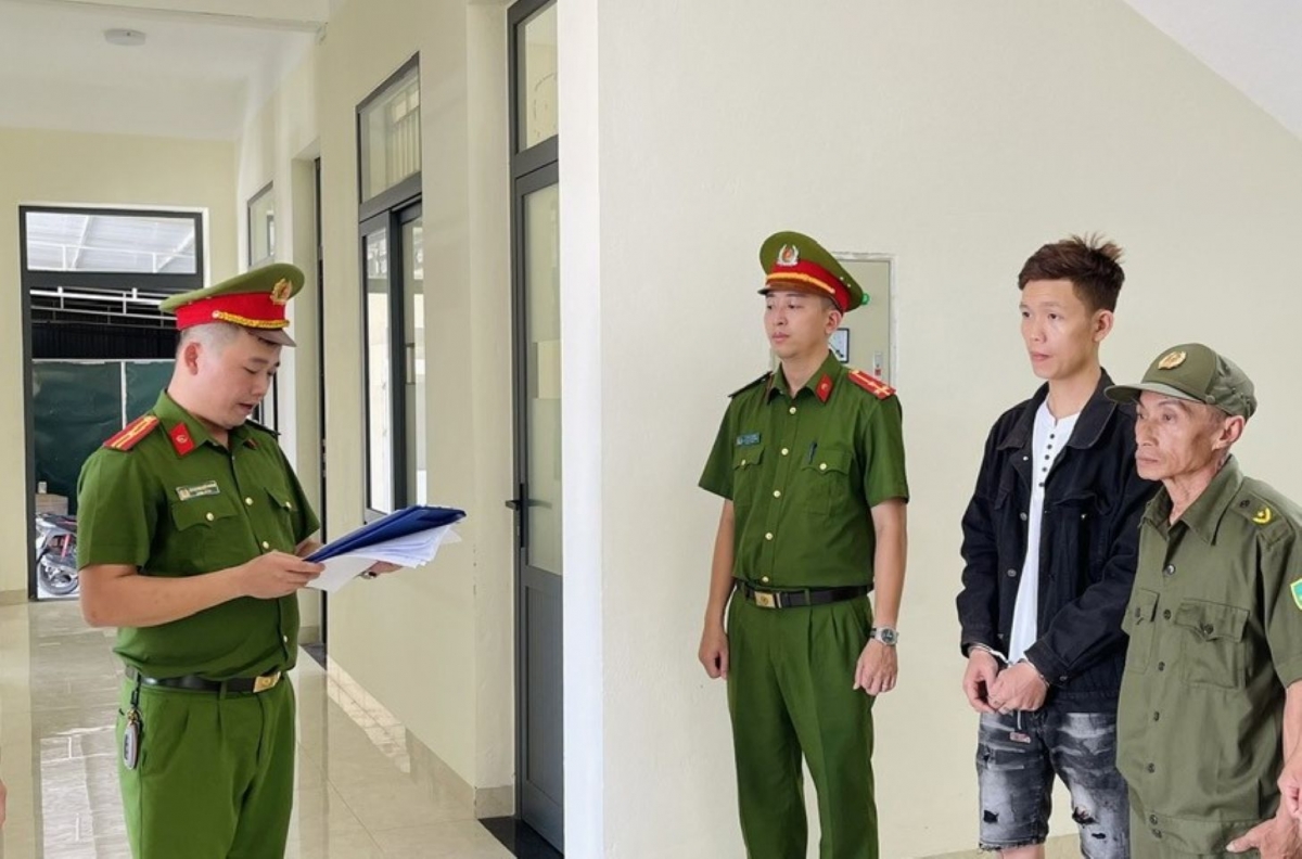 Cơ quan Cảnh sát điều tra Công an thành phố Huế khởi tố, bắt tạm giam về tội rửa tiền đối với Lê Thanh Thắng.
